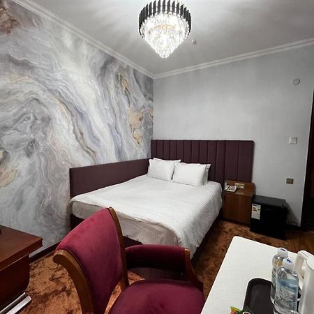 Luxurious Taraz Exterior foto